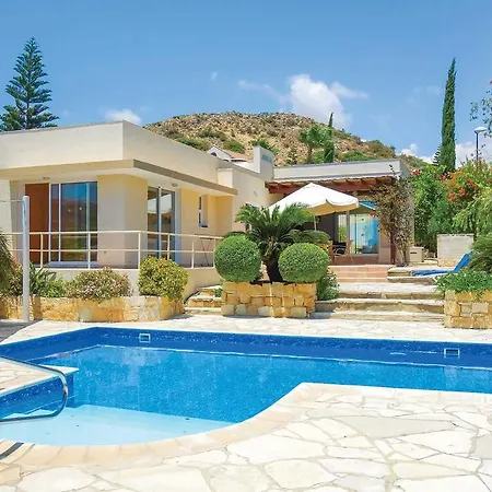 Ithaka Pissouri